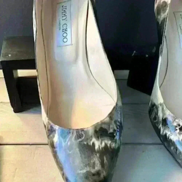 JIMMY CHOO 'Romy 85' patent leather black &‎ cream marble green heel pump. - Picture 2 of 6